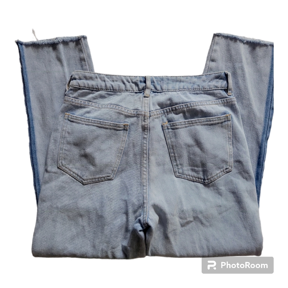Women Pacsun Medium Wash 100% Cotton Two Tone Raw Hem Cropped Mom Jeans‎ Sz 26